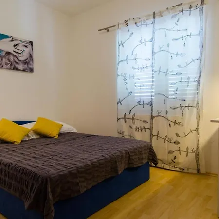 Milla Apartment